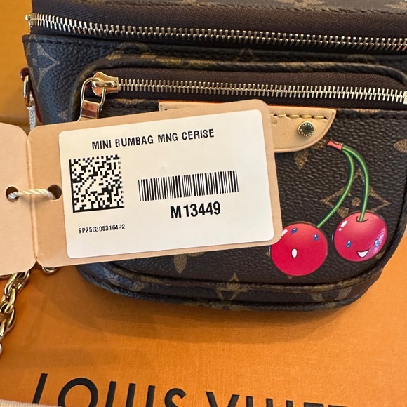 Louis Vuitton X Takashi Murakami 2025 Mini Bumbag Bum Bag Cherry M13449 - NEW - Picture 2 of 9